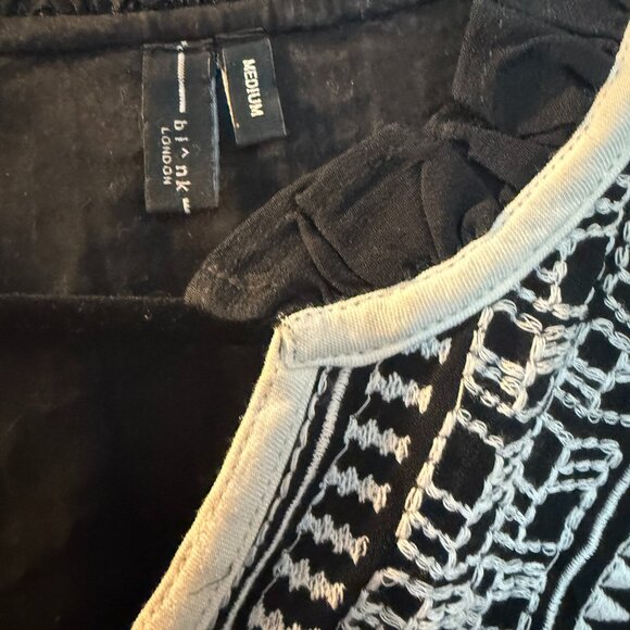 Anthropologie Black and White Anihera peasant top with embroidery - Picture 2 of 3